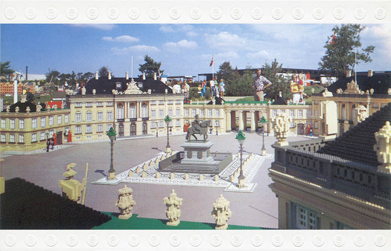 Postcard: Amalienborg palace